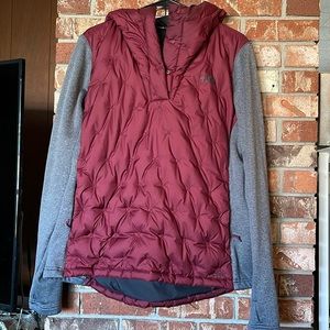 North face down pullover